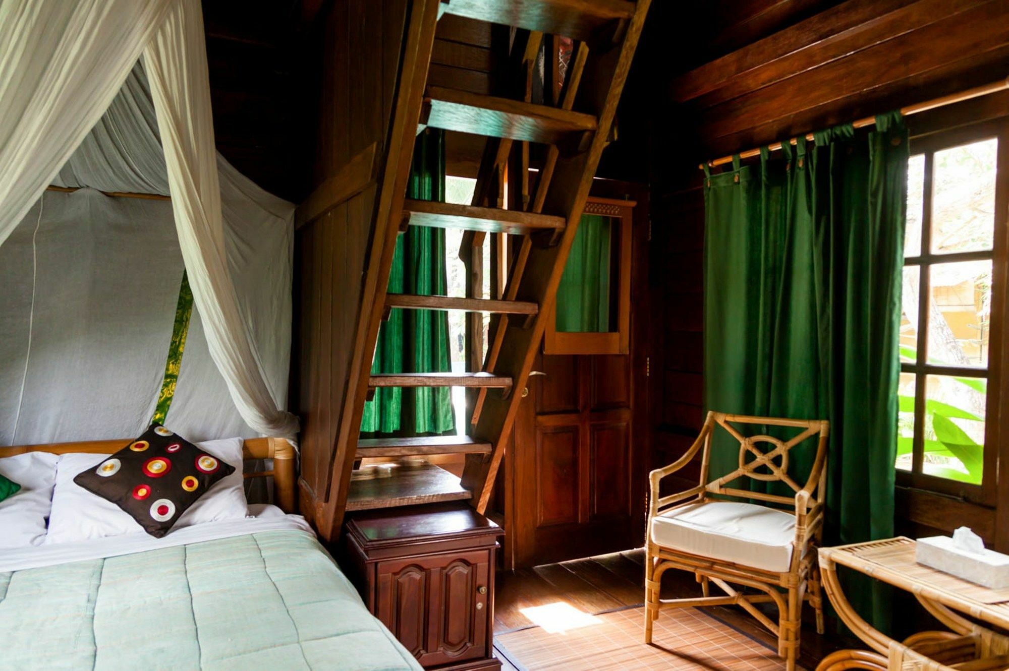 Hotel Easy Surf Dacha Canggu Exterior foto